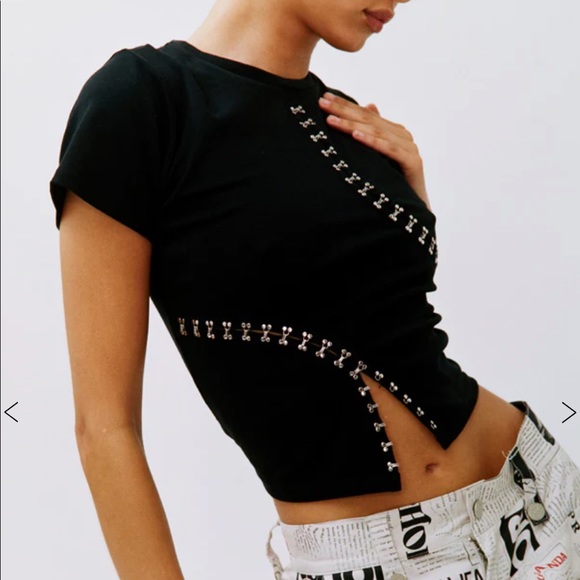 With Jean Tee - Picture 4 of 5